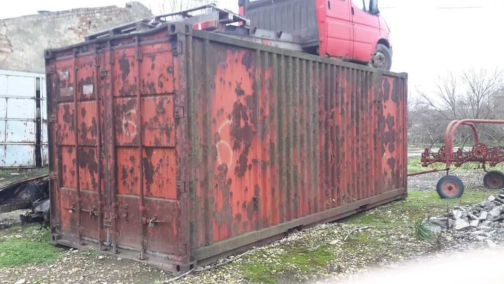 Морски Контейнери, 10-, 20- и 40-футови метални карго корабни складови