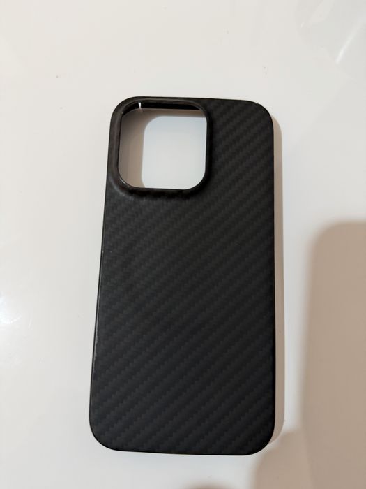 Vând husă Pitaka IPhone 14 Pro