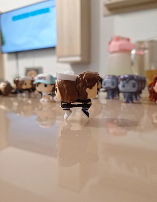 Stranger Things figurina kinder joy - Steve & Robin