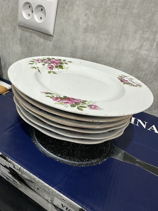 Продам посуду в хорошеем состояний