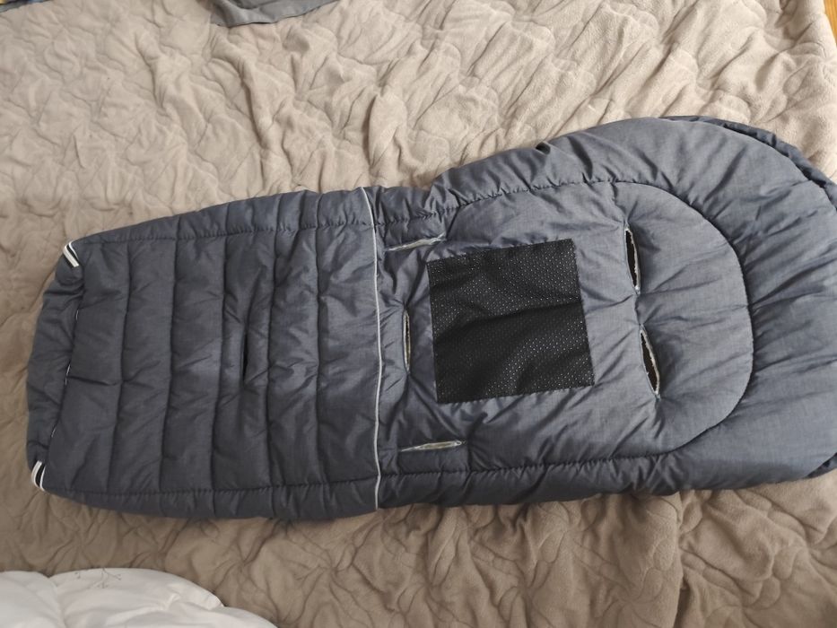 Продавам зимно  чувалче за детска количка