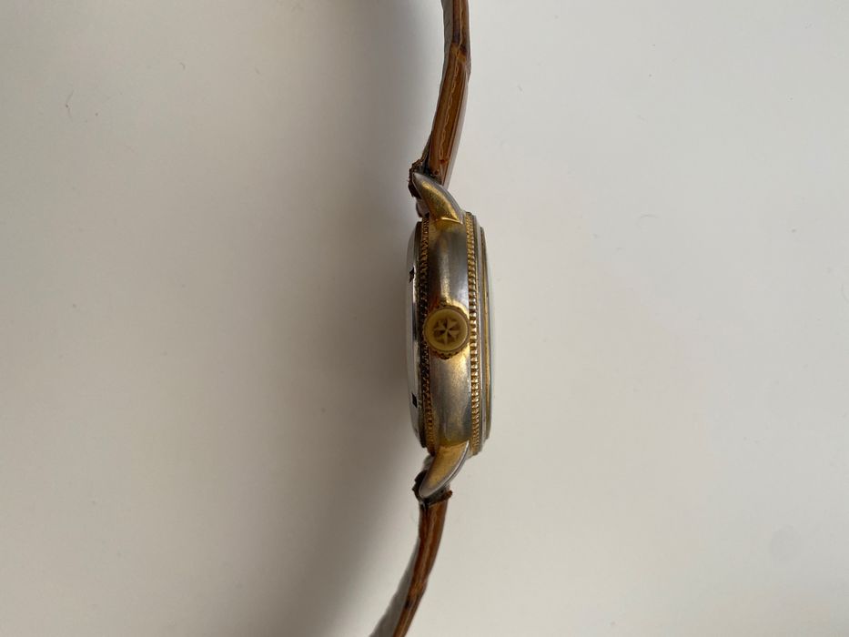 Продавам Vacheron Constantin Genève