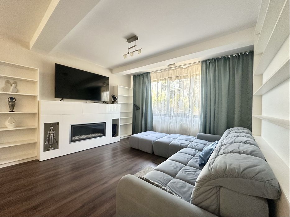 Casa  4 camere, 180 mp - mobilata  - Tunari (stadion)