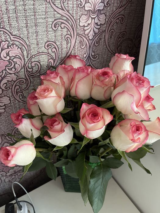 Свежие цветы продам срочно