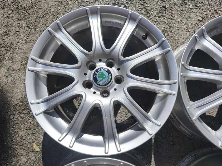 Фолксваген/VW; Шкода/Skoda  - 16 цола 5x100; 4 бр. лети джанти