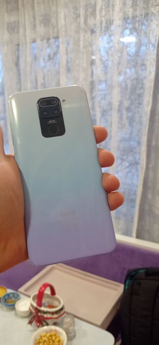 Телефон Xiaomi readmy note 9