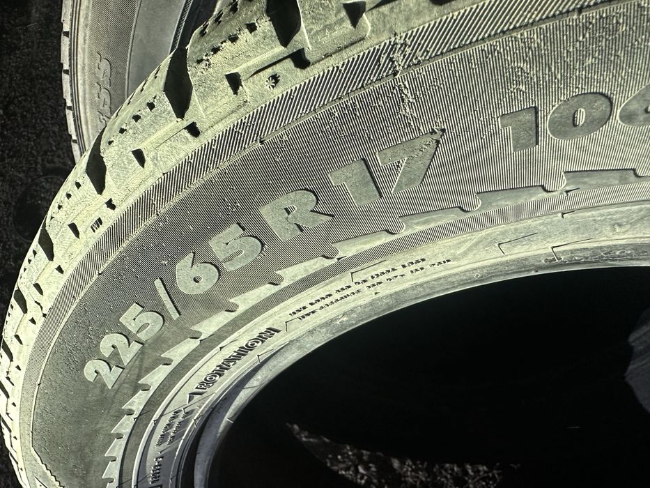 Авто шины 225/65R17 (4шт)