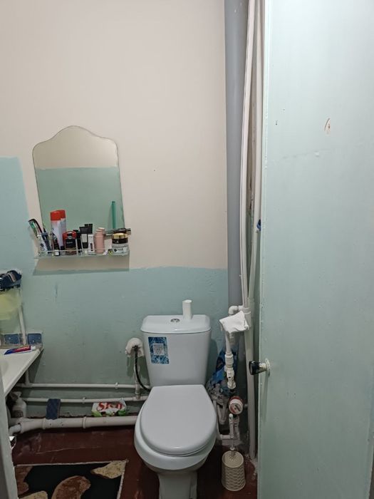 Продаётся 1 ком. 2этаж