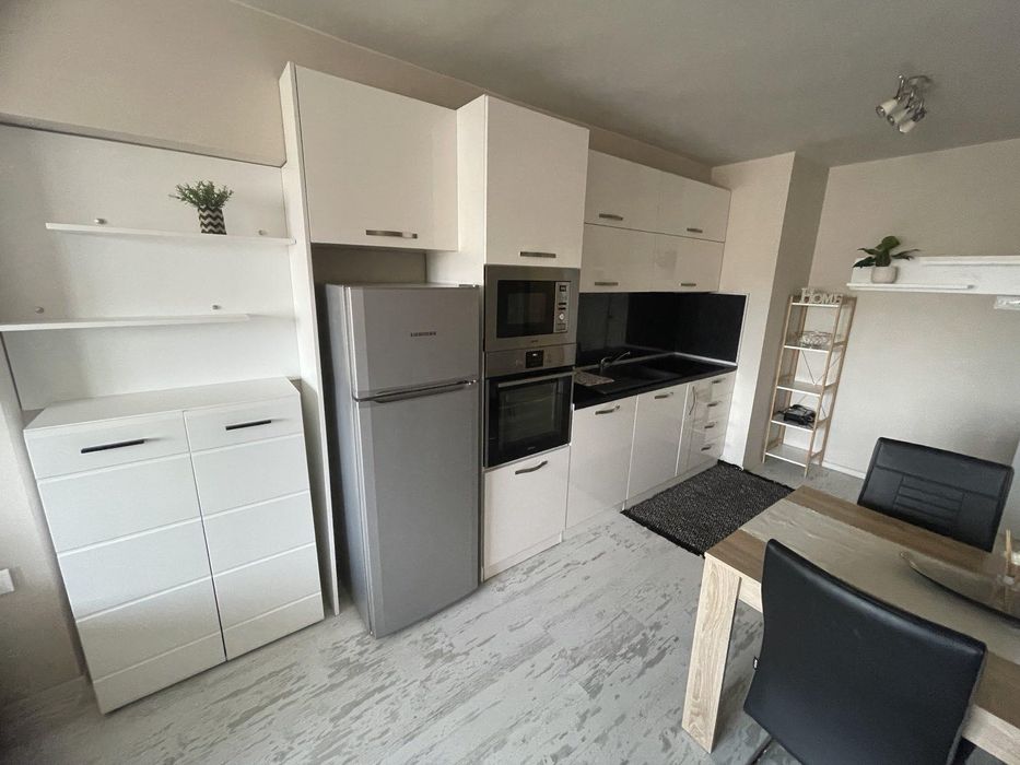 Дава се под наем Двустаен апартамент в Варна, ХЕИ - 80 кв.м за 700 € - Снимка #6