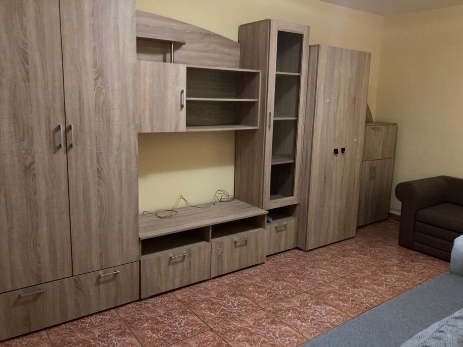 Închiriez apartament 1 camera, zona 500 Micalaca