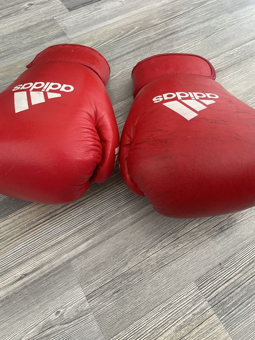 Перчатки боксерские