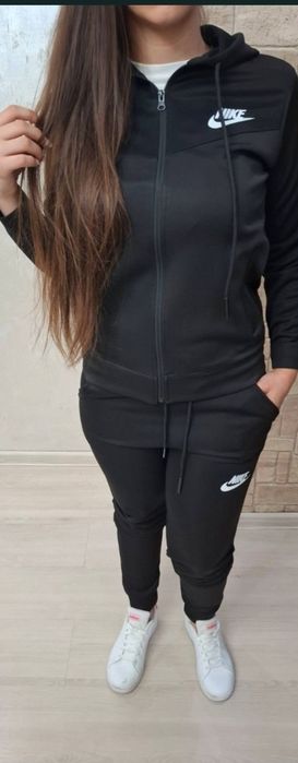 Анцунг дамски черен nike