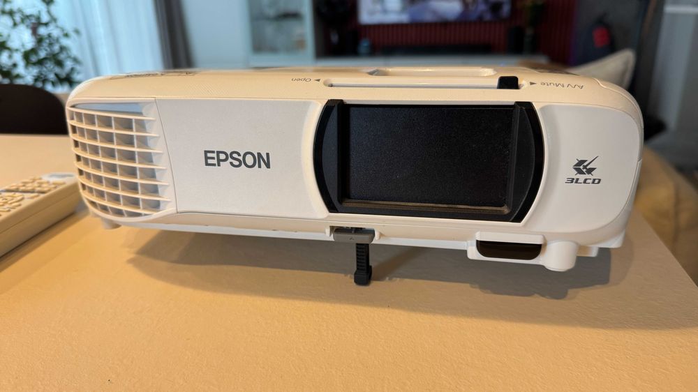 Videoproiector  Epson Full HD, 3100 lumeni