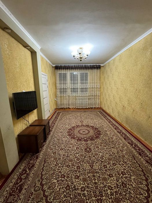 Chilonzor 19 kvartal 3 xonali uy