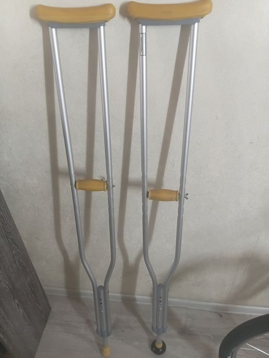 Костыли (взрослые)