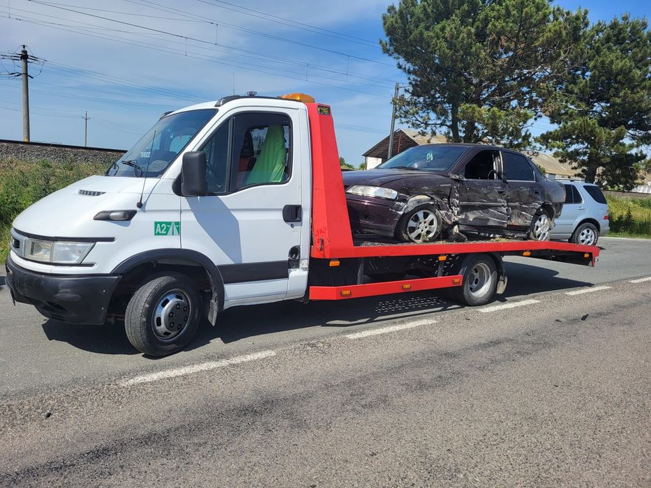 Tractari Auto-Asistență RUTIERĂ Platformă  vulcanizare Mobila servis