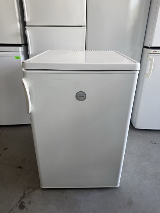 Хладилник със камера Electrolux