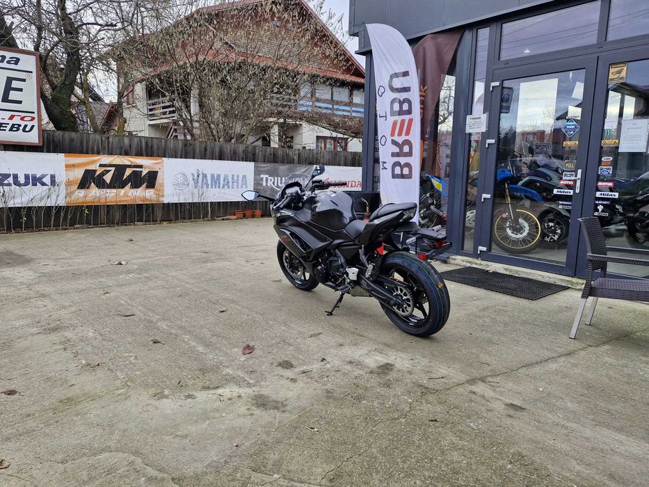 Kawasaki Ninja 650 nou -livrare prin EST BIKE Campina
