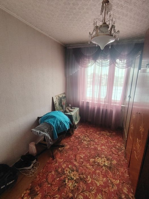 Продается 4ком квартира