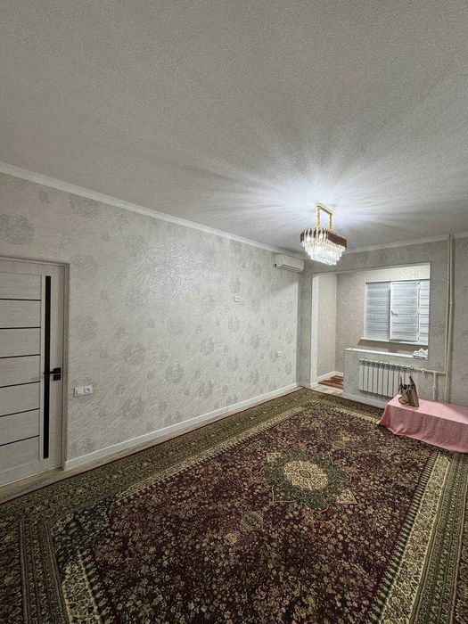 1 xona kvartira sotiladi