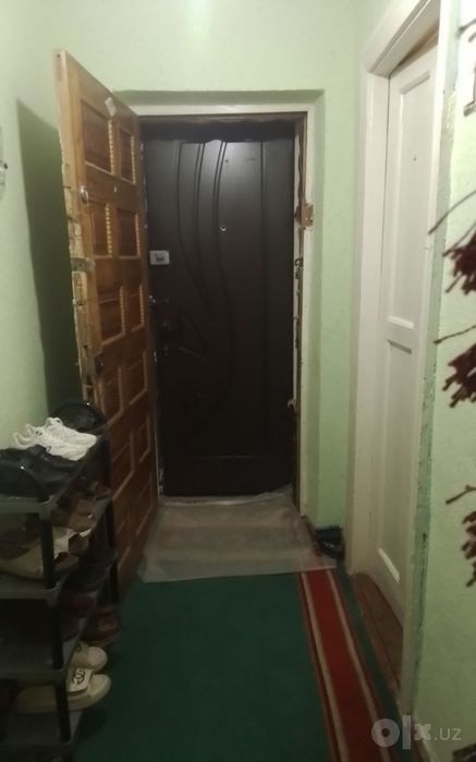 Продаётся 2-х комнатная квартира в Чирчике