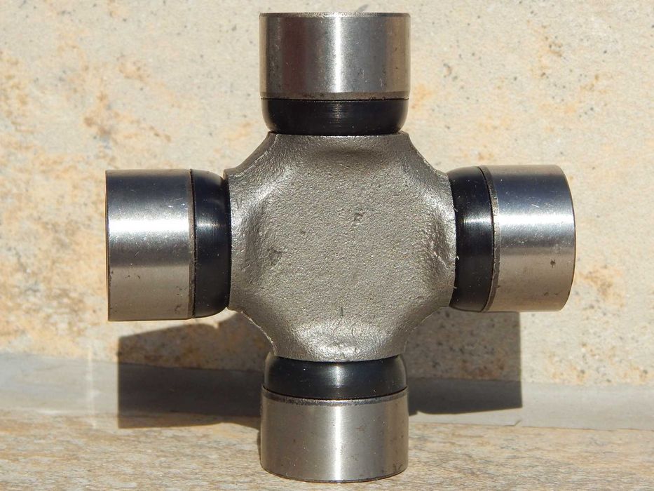 Cruce cardan Neapco Ford Aerostar 1-0153 (103)(made in USA)(la buc)