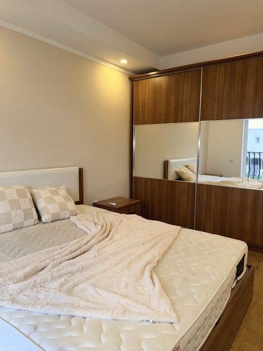 Cosmopolis Vilă 3 camere + Dressing Piscina| Paza | Parcare | Curte