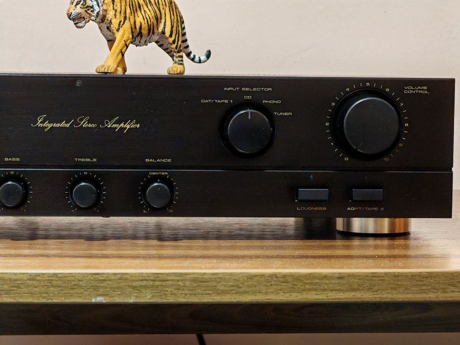 Pioneer A-119. Amplificator rar, sunet fabulos. Ca nou. Preț fix !