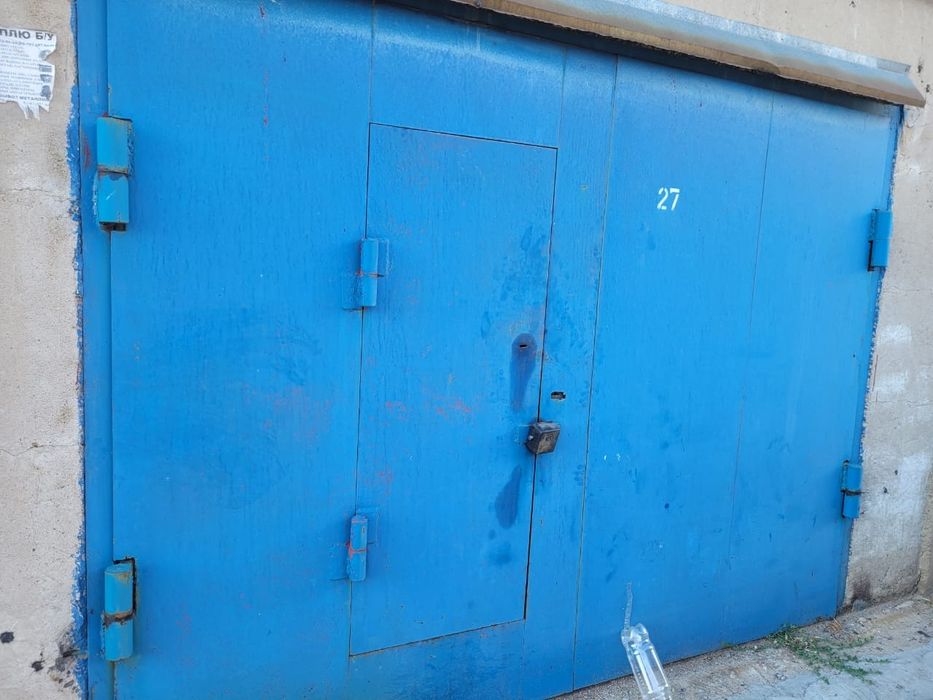 Продам гараж Чашки-ложки.