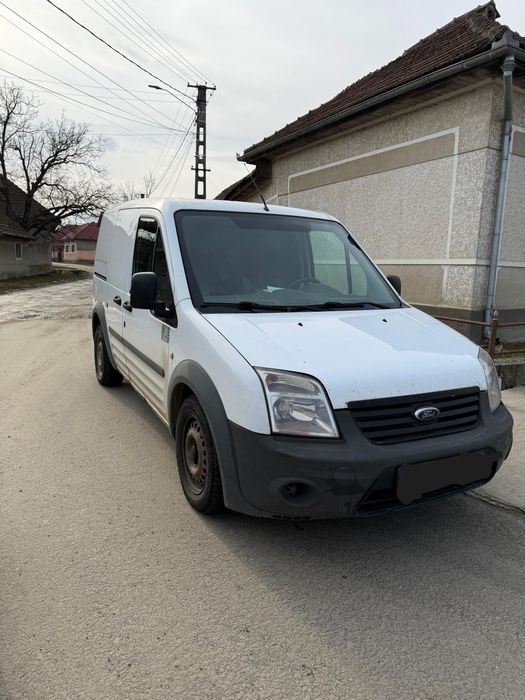 Mercedes vito 2.2d si ford transit connect 1.8d