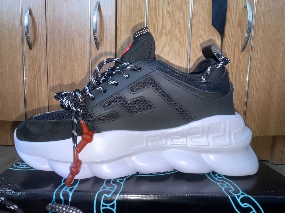 Versace Chain Reaction