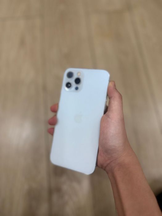 iPhone 12 Pro, с коробкой