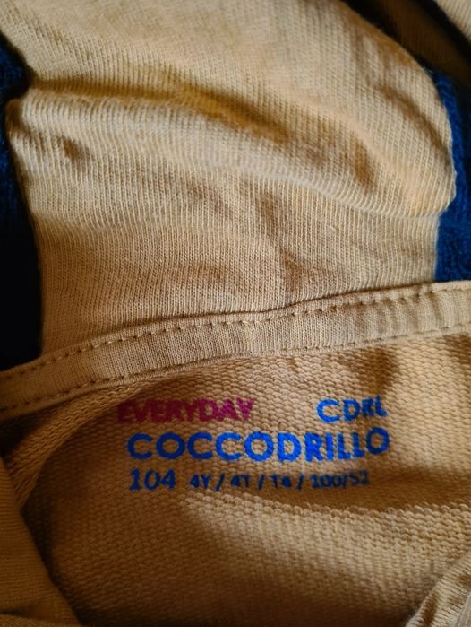 Lot 2 hanorace cu gluga, marimea 104