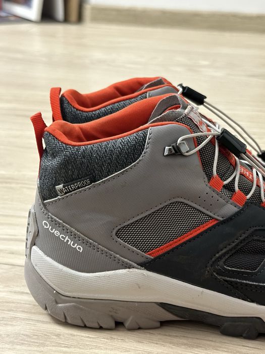 Ghete impermeabile de munte Quechua