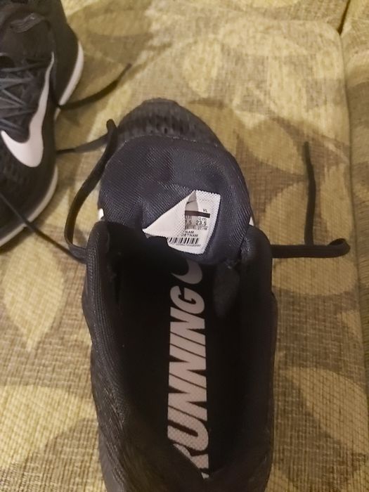 Дамски маратонки Nike