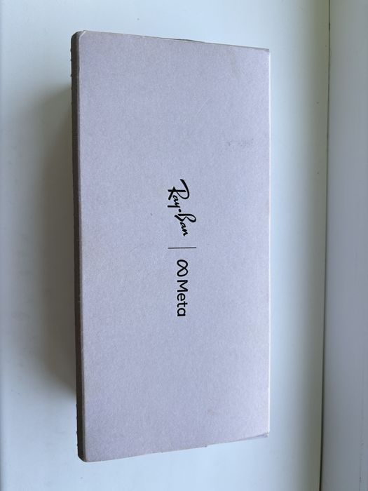 Ochelari Ray Ban Meta inteligenti
