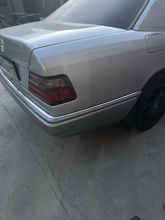 Бампер на мерс w124
