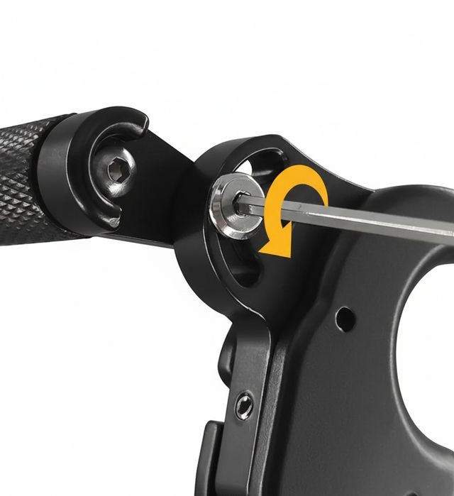 Declansator "thumb release" pentru arc compound