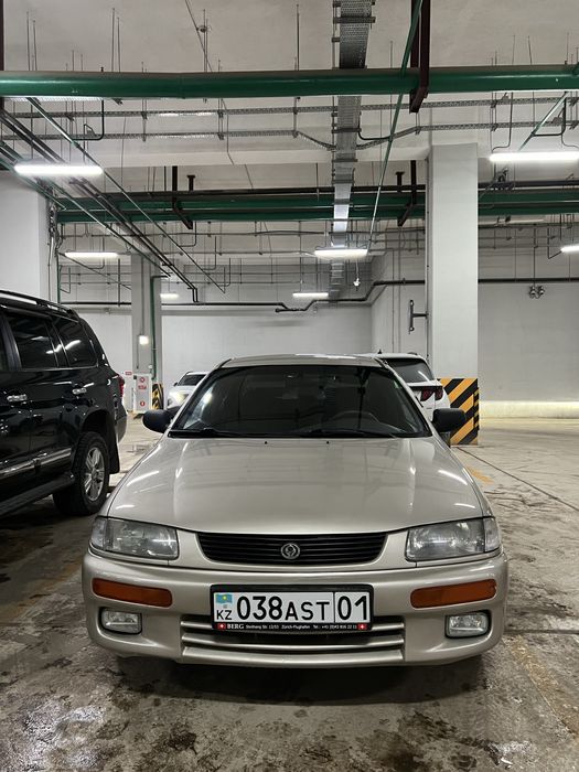 Mazda 323F (familia) продам