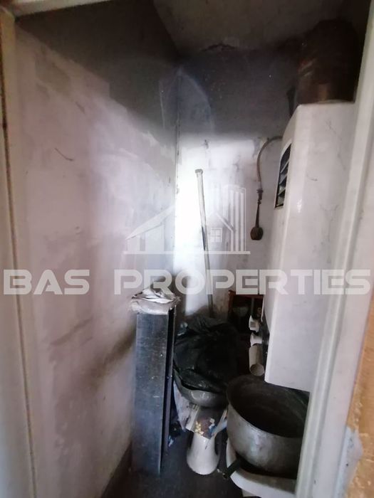 3-стаен в София-Света Троица площ 85