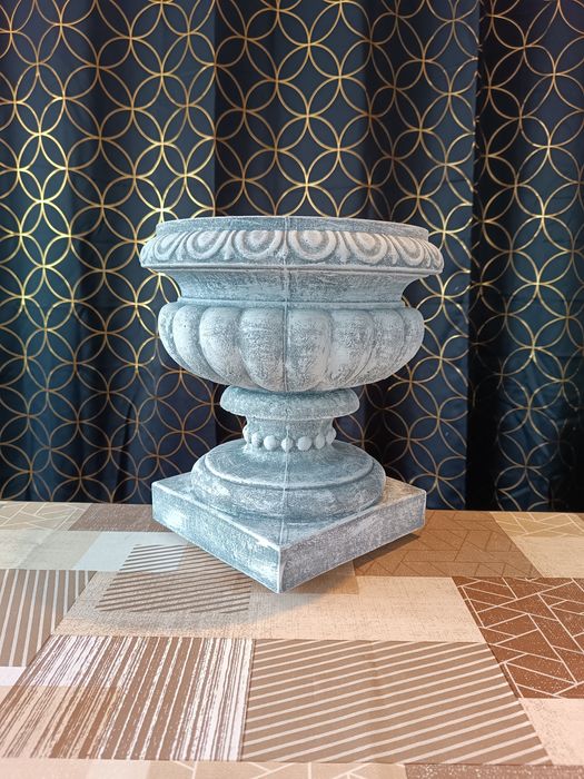 Ghiveci flori interior/exterior din beton