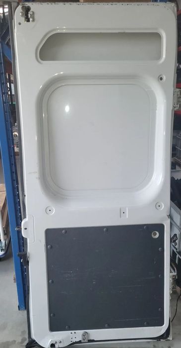 Usi spate model inalt cu tabla sau geam pentru Peugeot boxer / Citroen