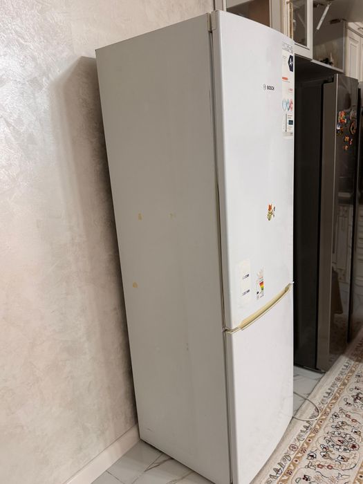 Холодильник для кухни