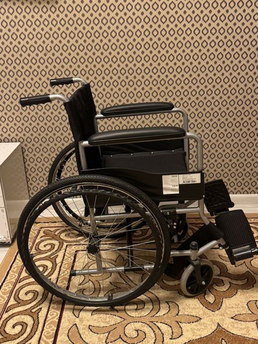 Инвалидная коляска