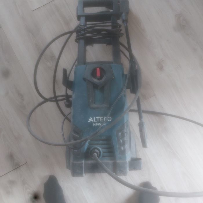 Продам  мойку высокого давления