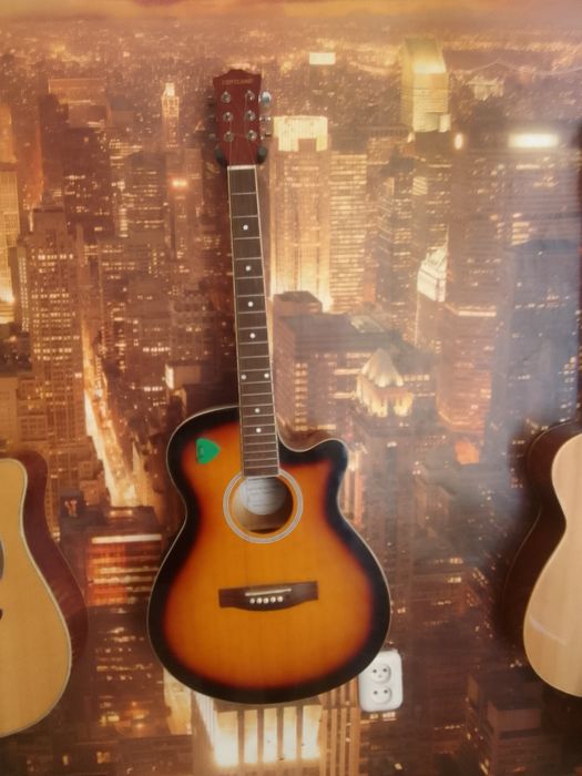 Продам гитары разные