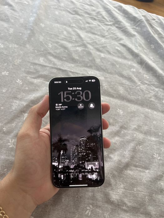 Vand Iphone 16 Pro Max 256gb