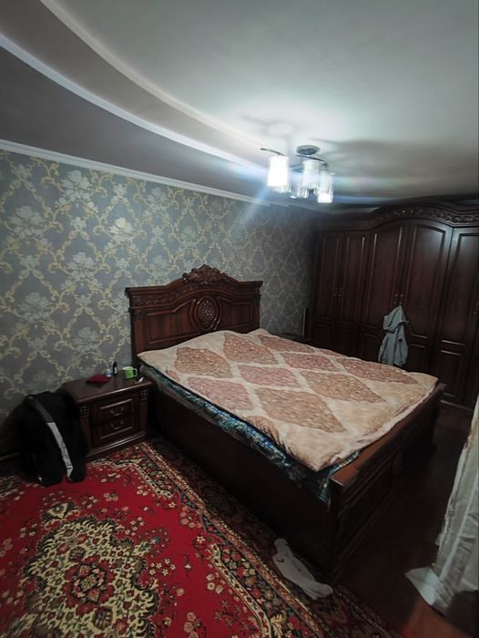 Hovli sotiladi 2 sotok