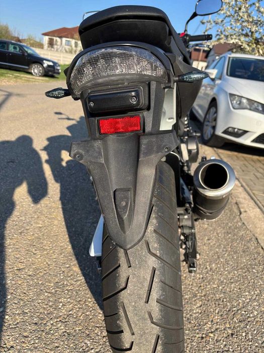 Vand Honda Hornet 600 cm 3 / 29.600 Km / 2010