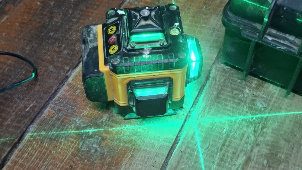 Lazerniy urvin sotiladi holati zor